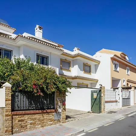 Casa Limones * فوينخيرولا